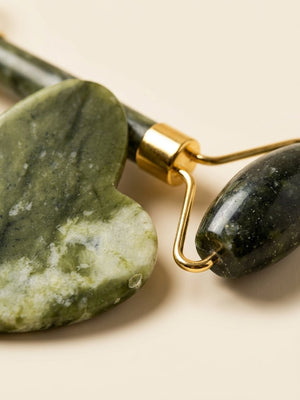 Ritual Esculpido — Rodillo Facial + Gua Sha — vista 2